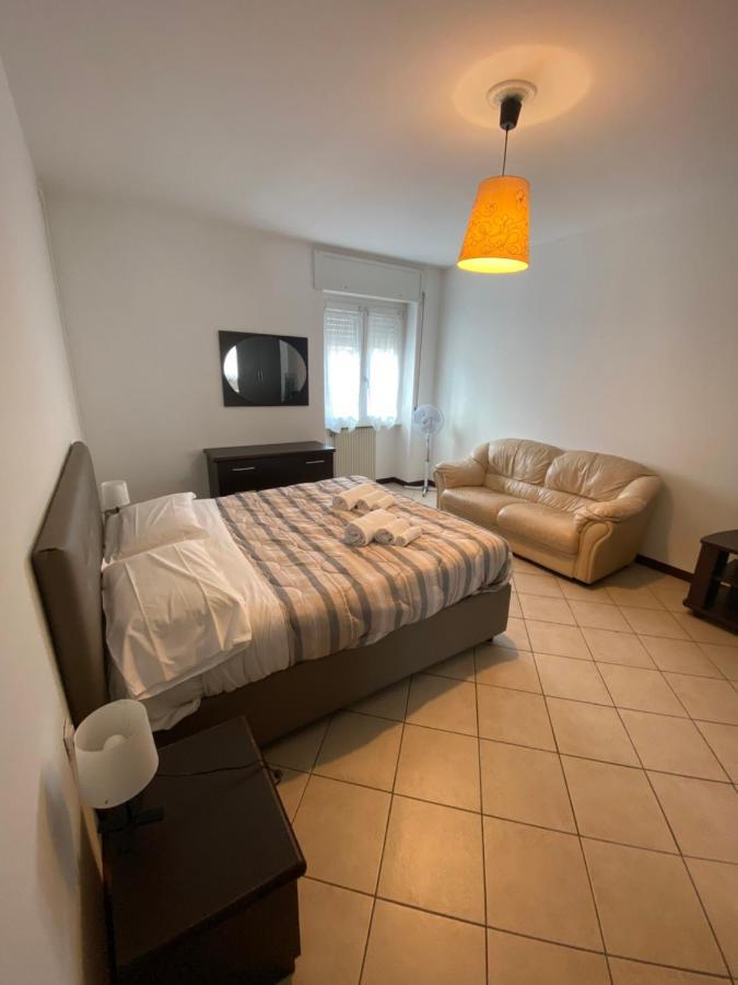 Cozy Lake Como Apartments Valmadrera Eksteriør billede