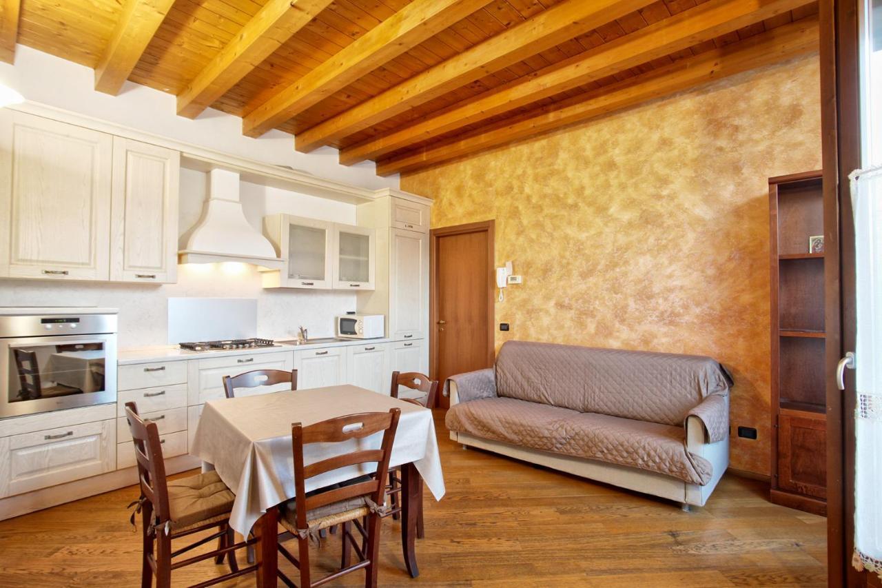 Cozy Lake Como Apartments Valmadrera Eksteriør billede
