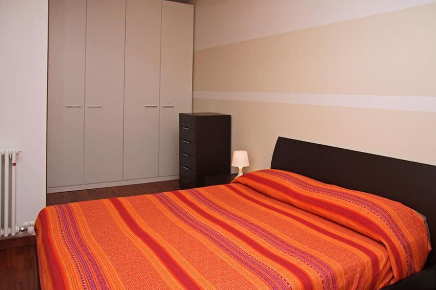 Cozy Lake Como Apartments Valmadrera Eksteriør billede